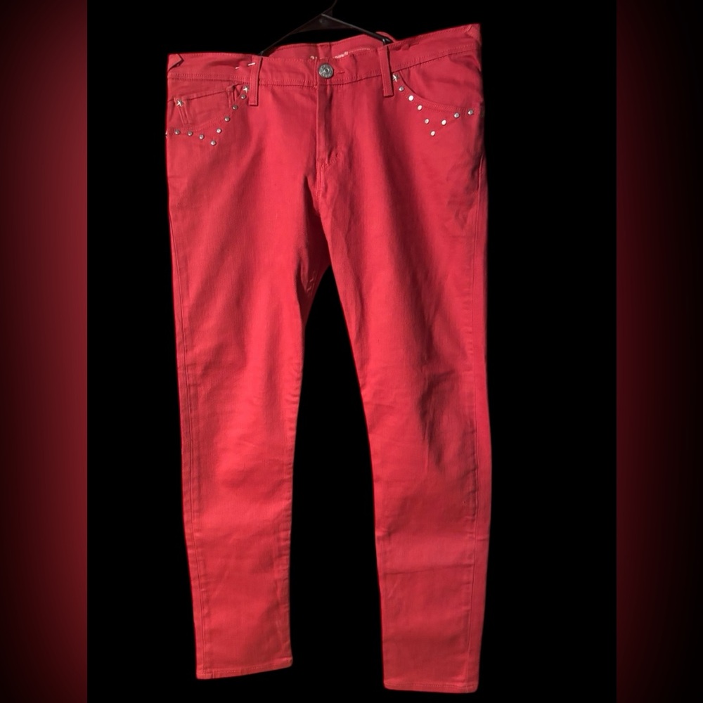 Red Levi boyfriend skinny fit jeans